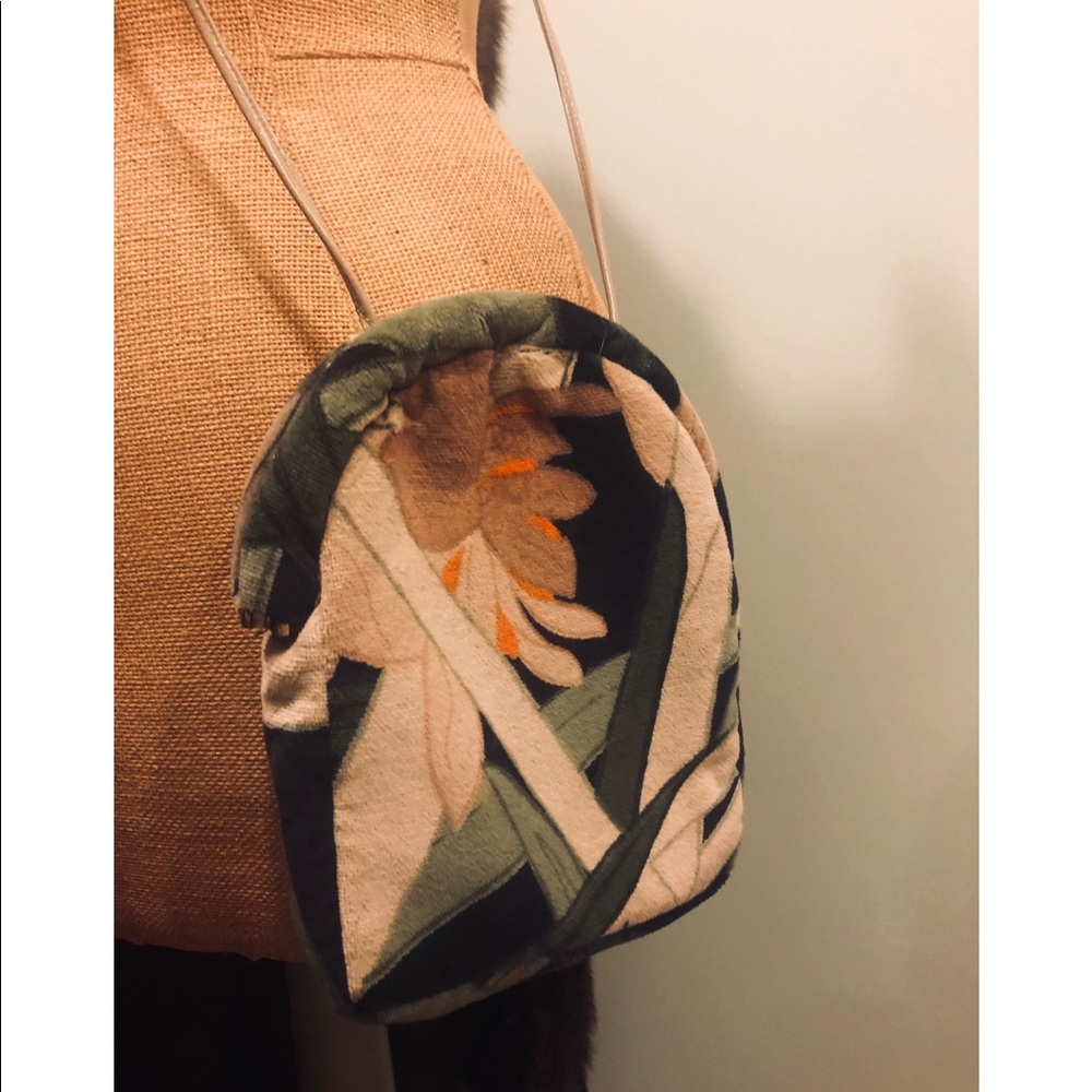 🌺 Velour Floral Bag 🌺